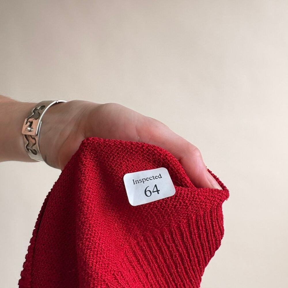 St. John Collection Red Knit Top - Sleeveless, Ribbed Hem, Size P (Fits S) - Picture 7 of 7